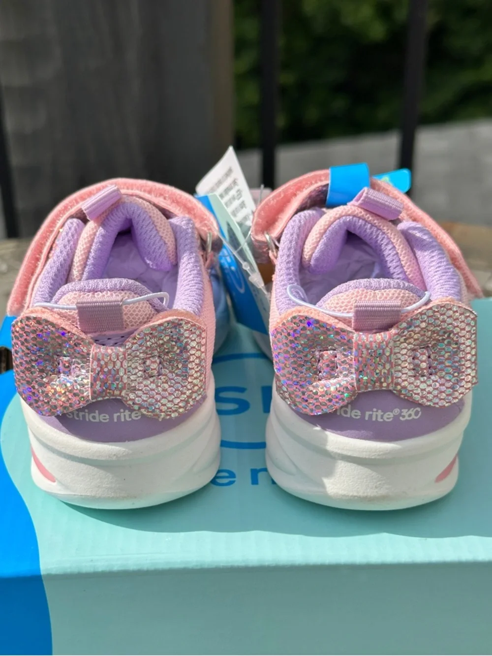 Stride Rite Little Kids Light Up Sneakers (Pink / Purple) - Toddler Youth 6K NEW